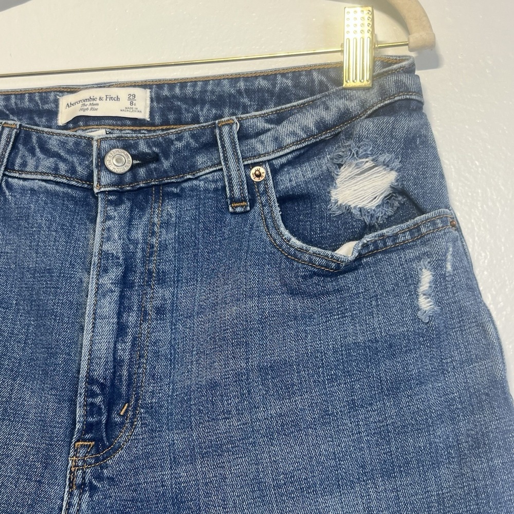 Abercrombie & Fitch The Mom High‎ Rise Tapered Destroy Cropped Jeans Size 29 - Picture 4 of 14